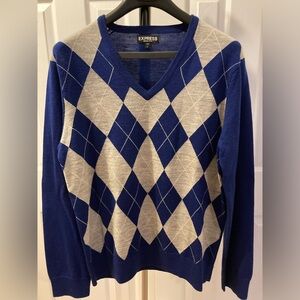 Express Men's V-Neck Merino Wool Sweater in Blue and Gray Argyle